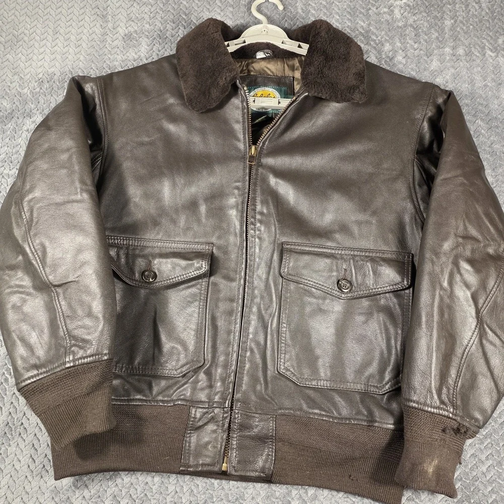 Vintage Cabelas Leather Flight Bomber Jacket Mens Large Brown Thinsulate Canada